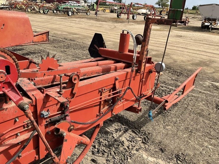 new-holland-515-image-15