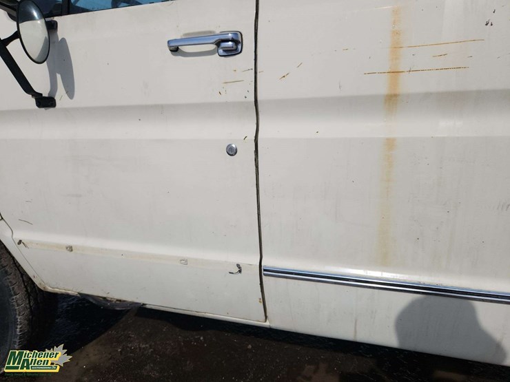 1990-ford-e350-image-42