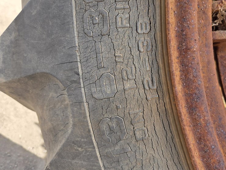 1956-john-deere-50-image-18