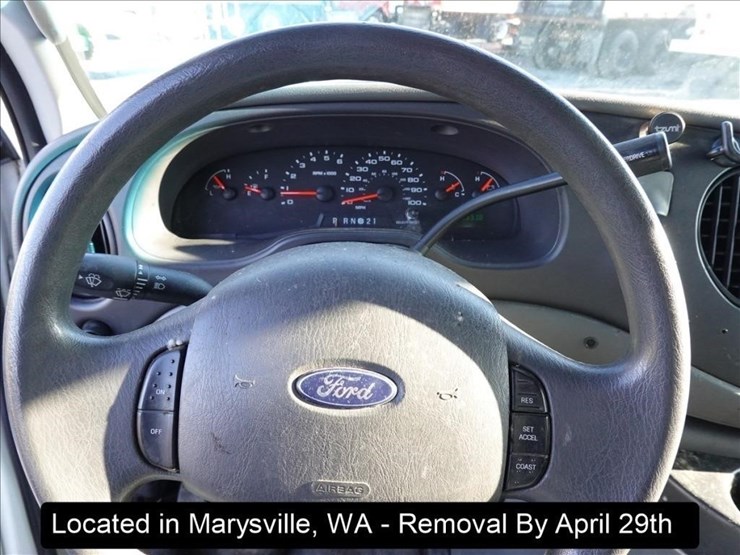 2006-ford-e250-image-4