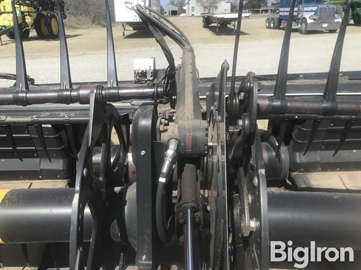 2011-case-ih-2152-image-15