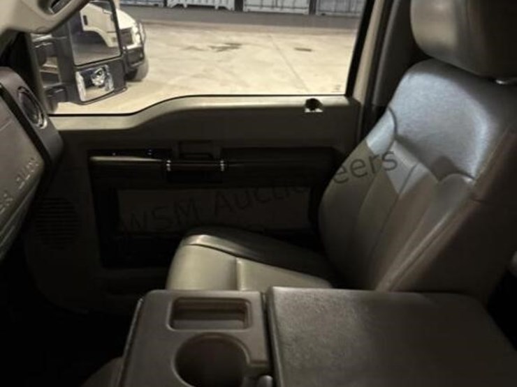 2016-ford-f350-image-23