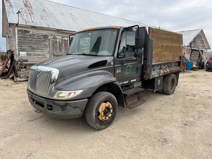 2003-international-durastar-4300-image-1