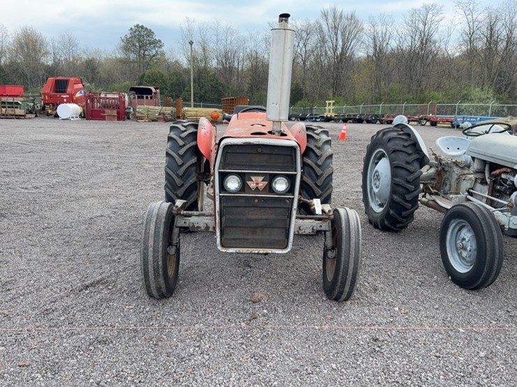 massey-ferguson-245-image-2