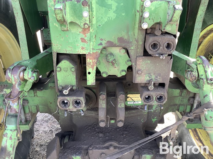 1970-john-deere-4520-image-11
