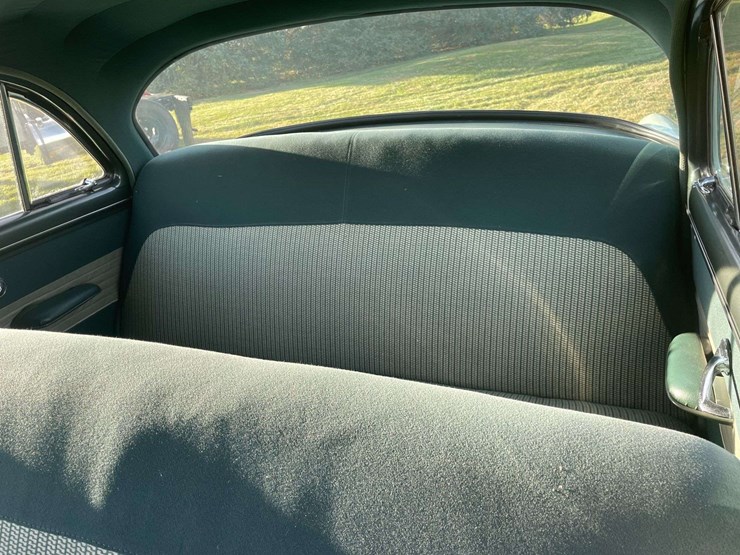 1953-ford-customline-sedan-image-44