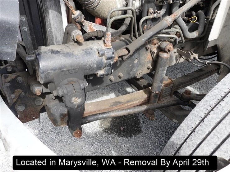 2009-hino-268-image-2