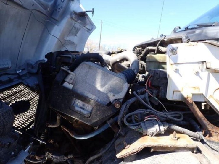 2016-ford-f750-image-23