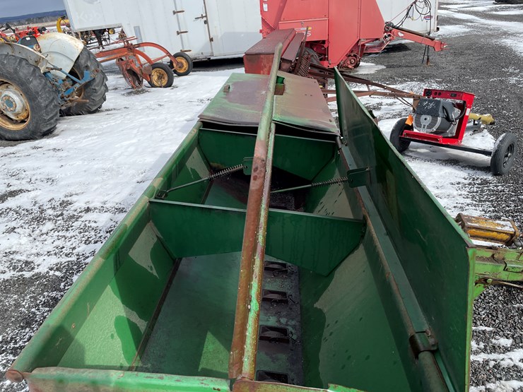 #150-•-oliver-64-grain-drill-(mason,-wi)-image-17