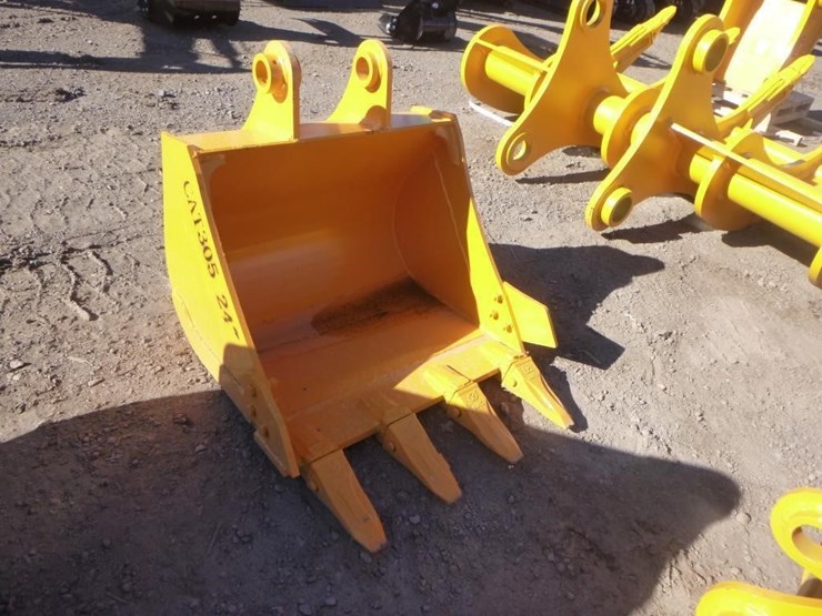 caterpillar-305-image-2