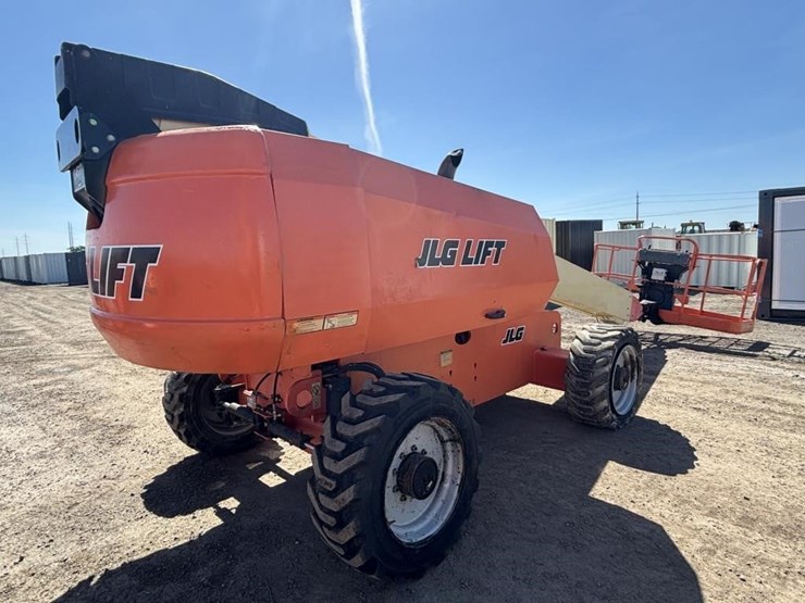 2013-jlg-600s-image-3