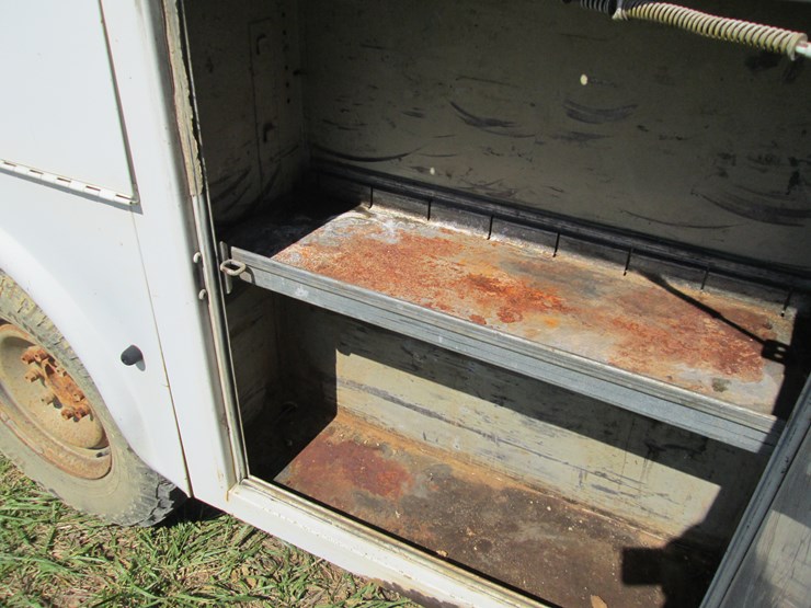 1996-gmc-2500-image-18