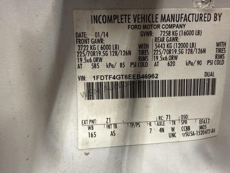 2014-ford-f450-image-16