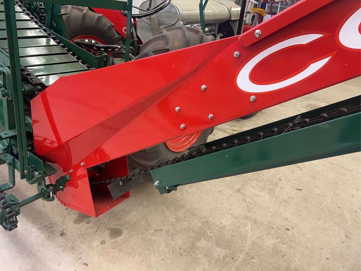 1927-fordson-with-continental-corn-picker-image-58