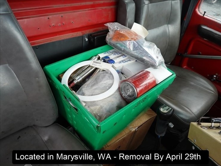 1991-ford-l9000-image-32