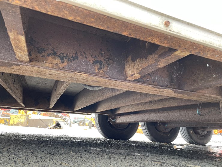 #280-•-2015-united-uxgn-8.536tr80-(3)-axle-enclosed-trailer-(has-wi.-title)-(mason,-wi)-image-40