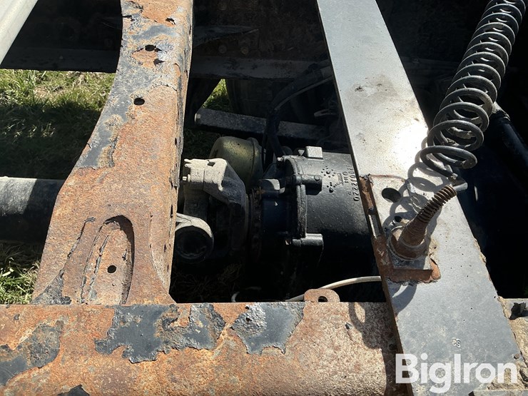 2016-freightliner-cascadia-125-image-18