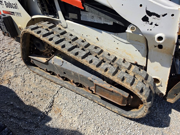 2016-bobcat-t595-image-13