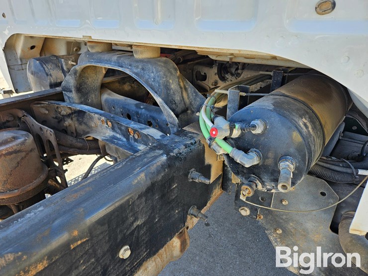 2013-ford-f750-xlt-image-17