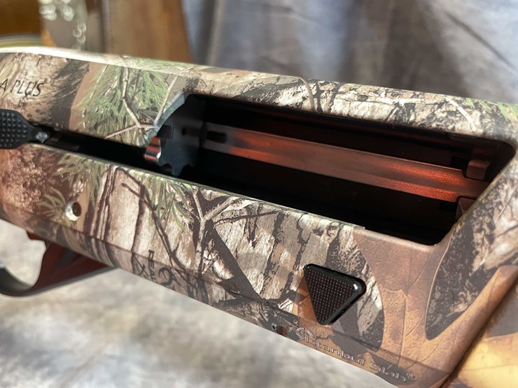 #10113-•-impala-plus-xtra-f,-12-ga.-semi-auto-shotgun,-sn:-60-h22yt-005490-image-17