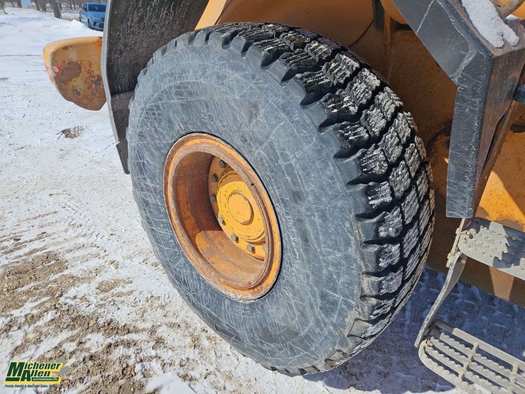 2003-case-621d-xt-image-19