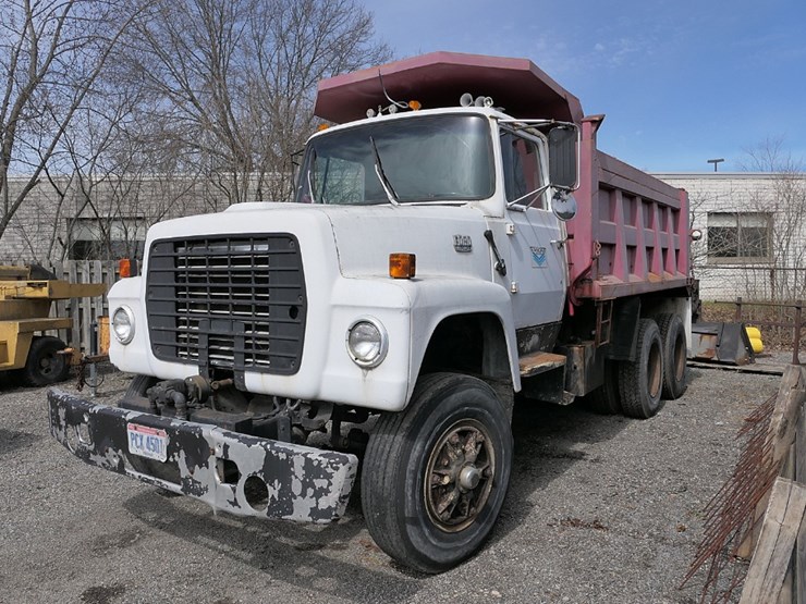 1982-ford-lnt8000-image-1