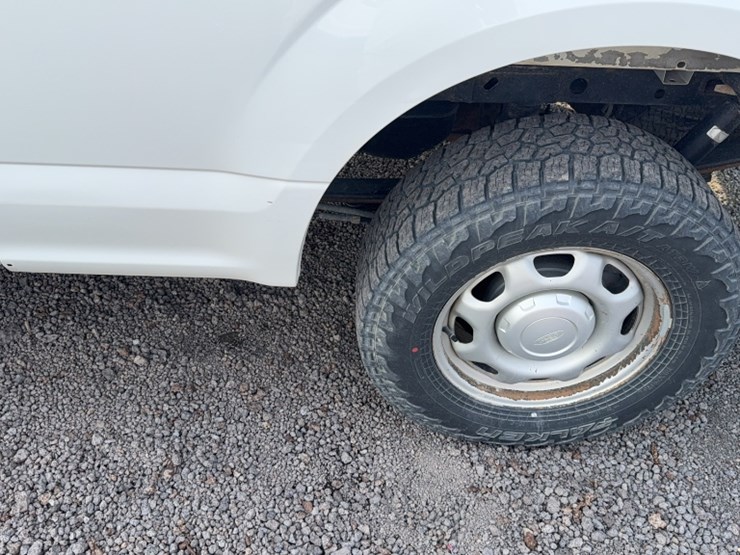 2015-ford-f150-image-13