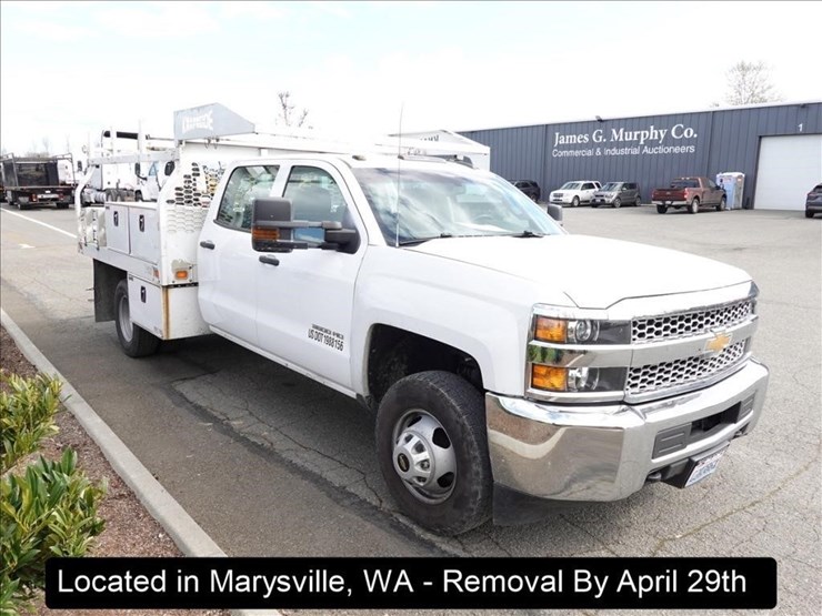2019-chevrolet-3500-image-24