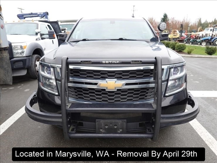 2016-chevrolet-tahoe-image-16