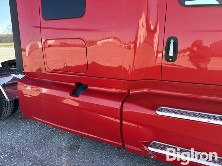 2019-international-lt-image-17