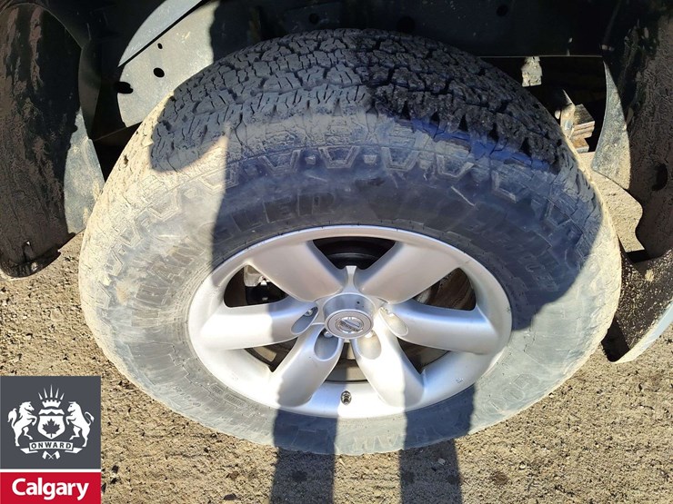 2015-nissan-titan-image-10