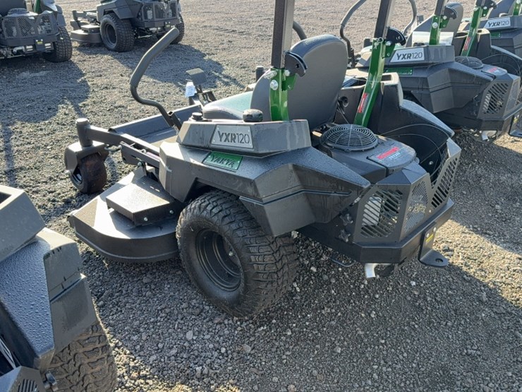 #4034-•-yakta-yxr-120-zero-turn-mower-image-11