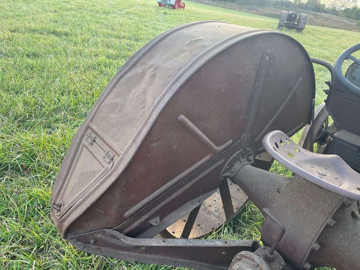1927-fordson-tractor-image-52