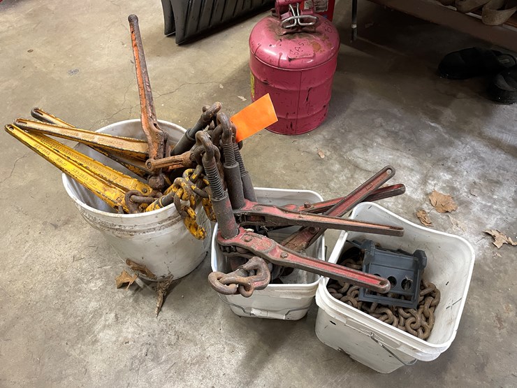 #2563-•-chains-and-binders-(columbia-heights,-mn)-image-1