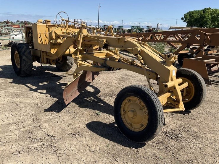 caterpillar-10-image-3