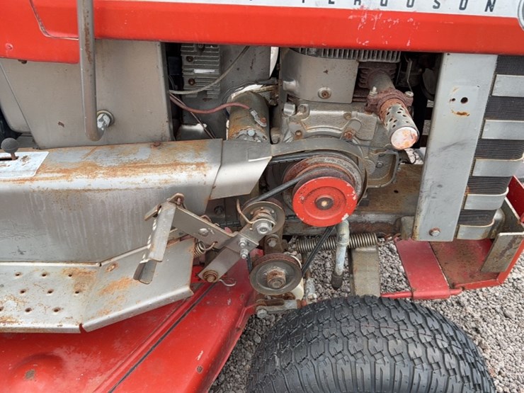 massey-ferguson-12-image-5