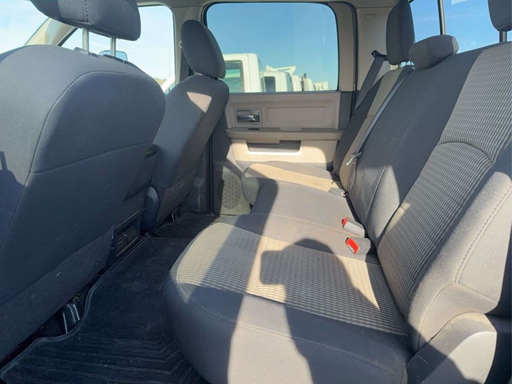 2011-dodge-ram-2500-image-10