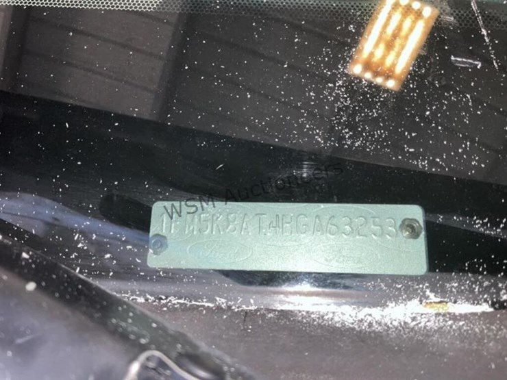 2017-ford-explorer-suv-image-14