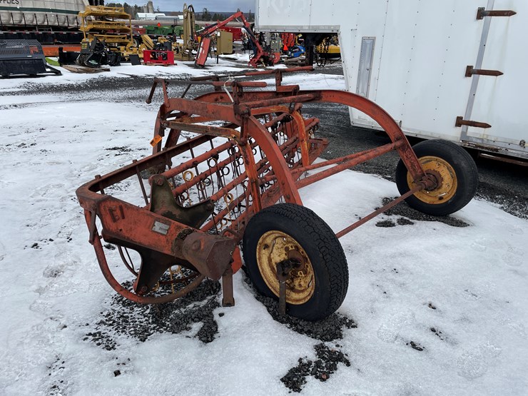 new-holland-55-image-6