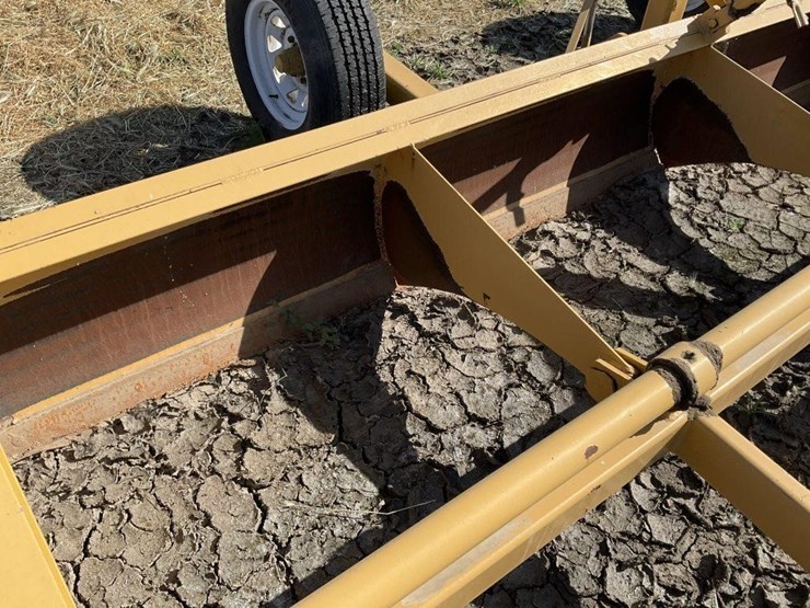 custom-16'-border-maker-image-11