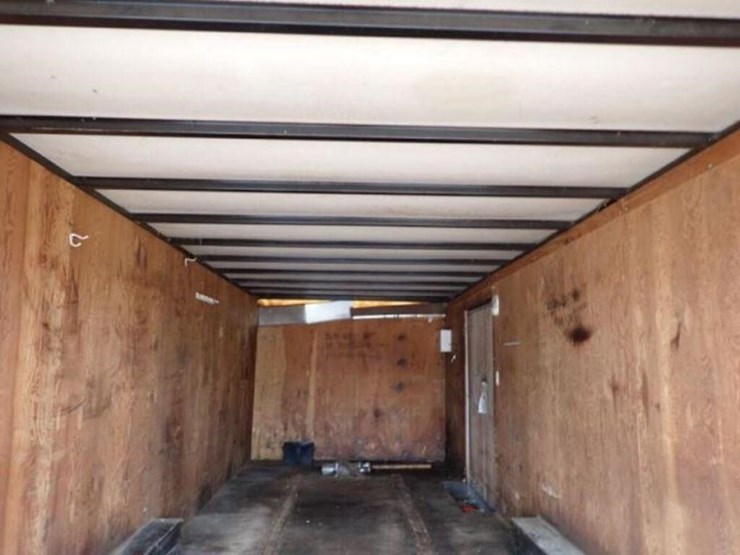 2011-car-mate-trailers-24-ft-t/a-enclosed-trailer-image-24