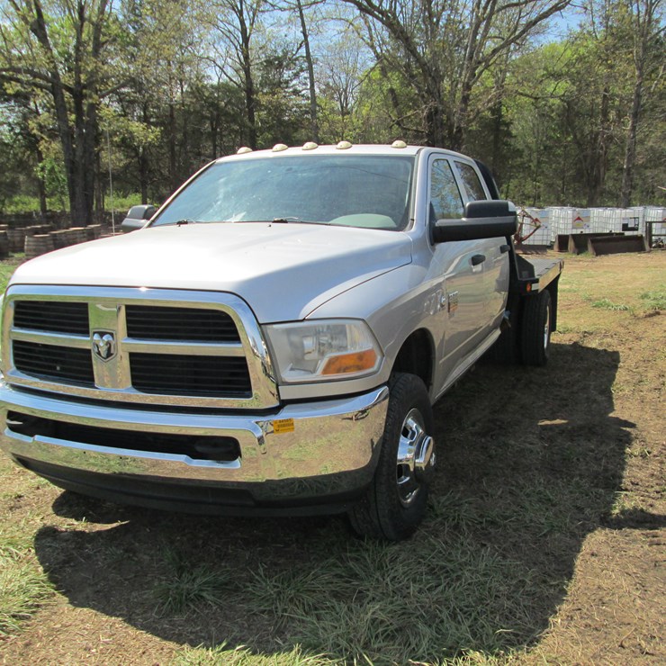 2011 DODGE 3500