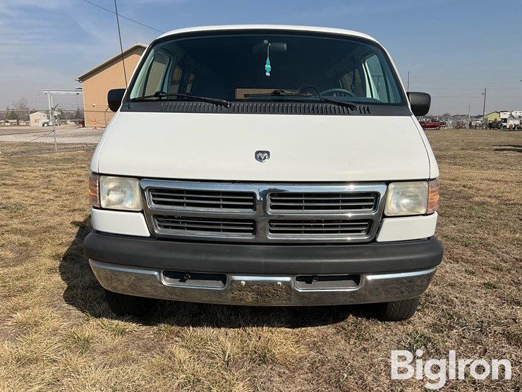 1994-dodge-350-image-2