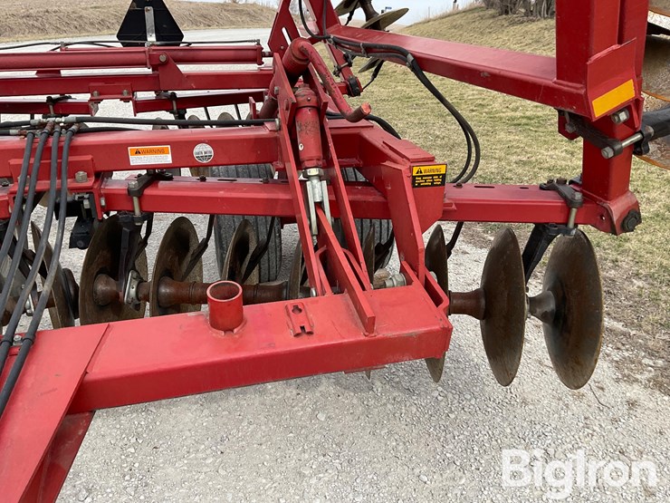 case-ih-3950-image-12