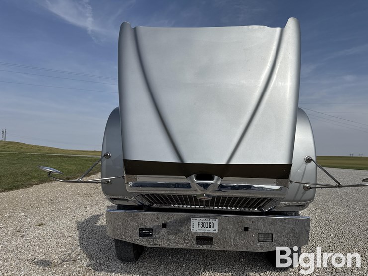 2013-international-9900-image-12