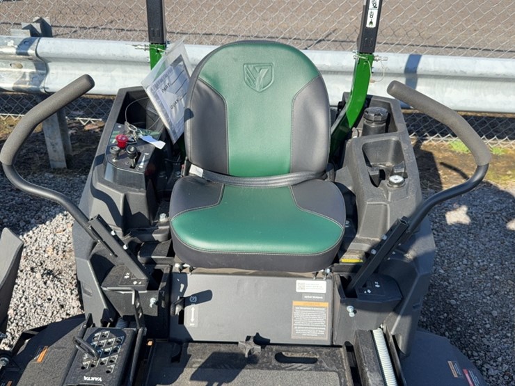 #4049-•-yakta-yxr-120-zero-turn-mower-image-6