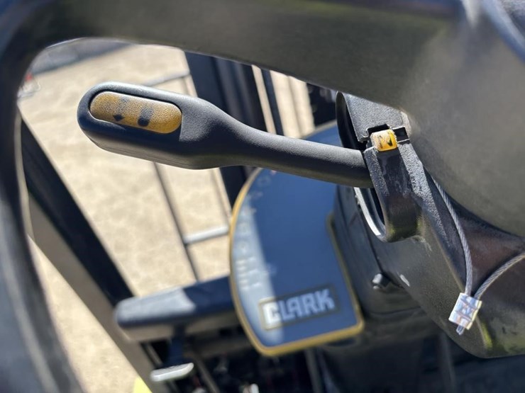 clark-c30l-image-19