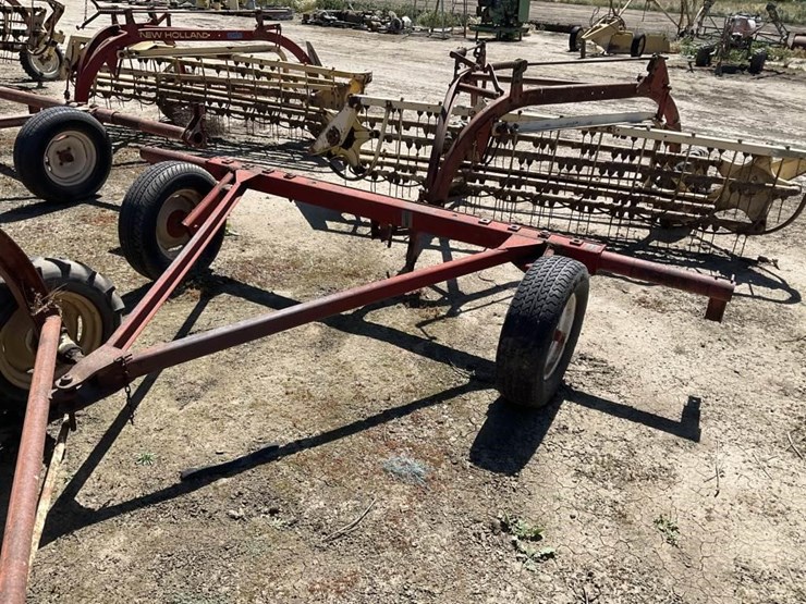 new-holland-260-image-10