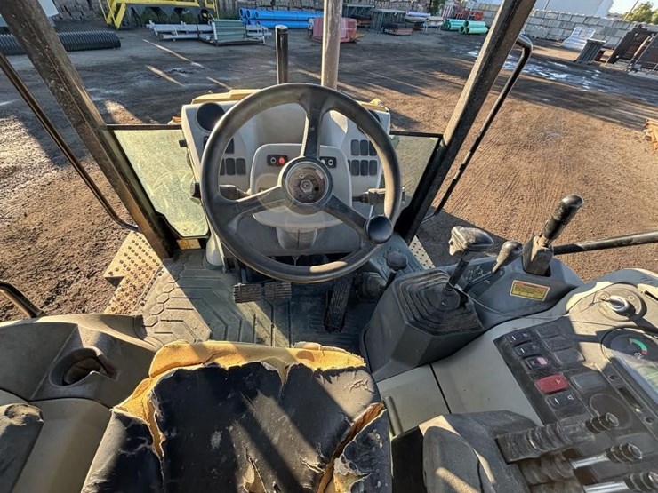 caterpillar-415f2-il-image-32