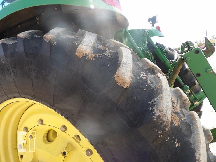 john-deere-8120-image-17